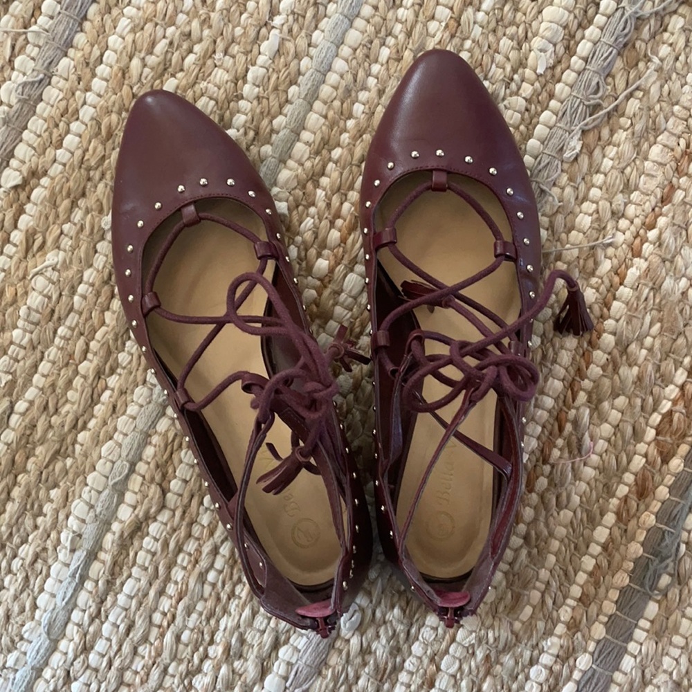 Bella Vita Studded lace up flats